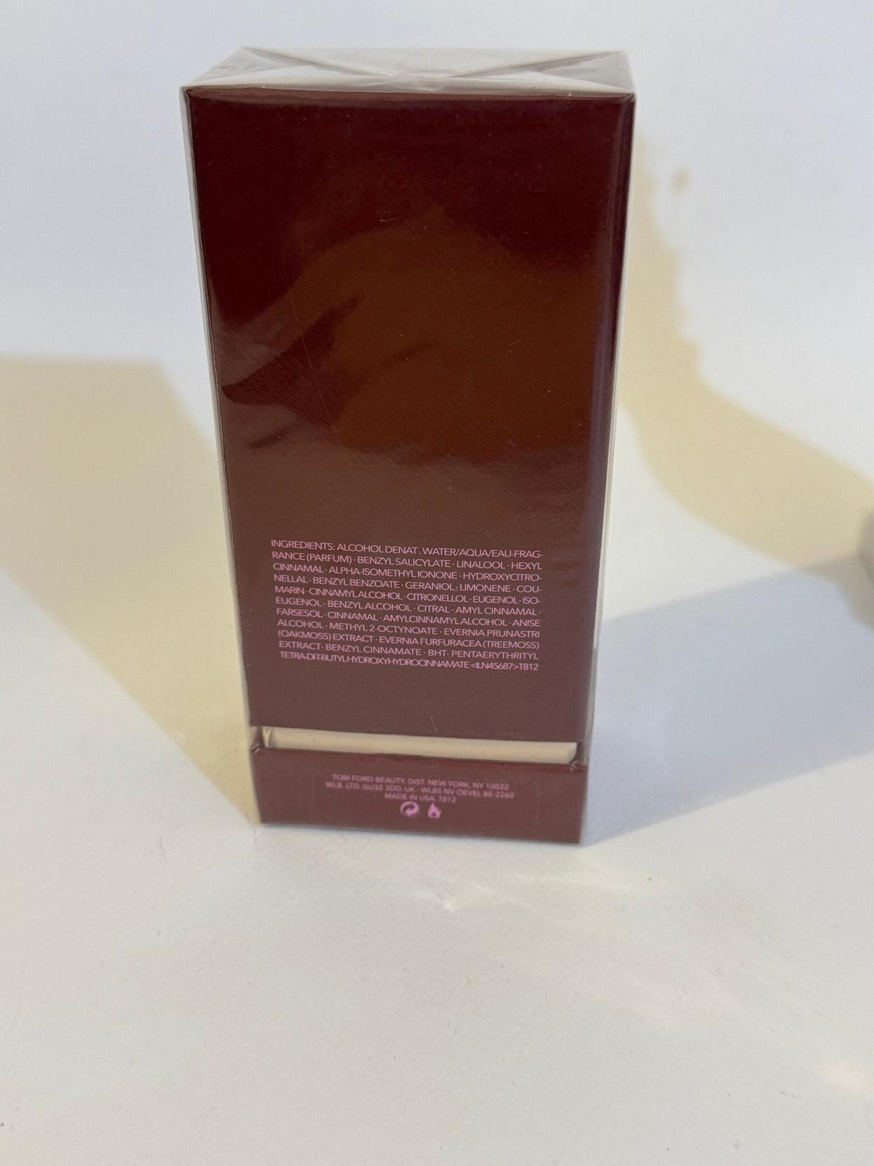 عطر توم فورد لوست شيري للجنسين - الصورة 2